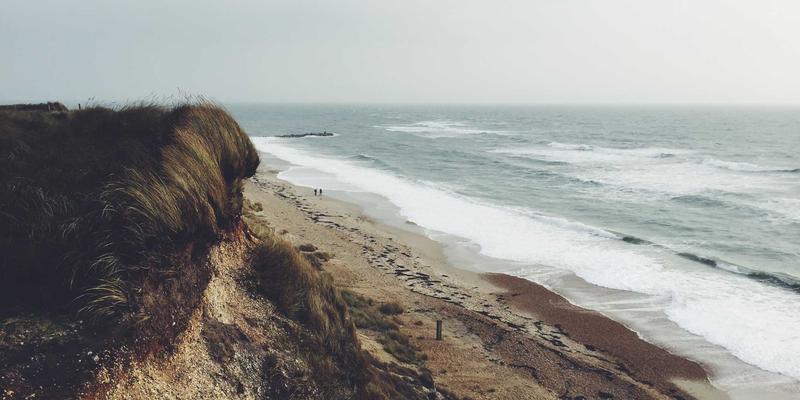智能护航网络：基于AI的流量分析与异常检测如何革新故障排除与技术支持